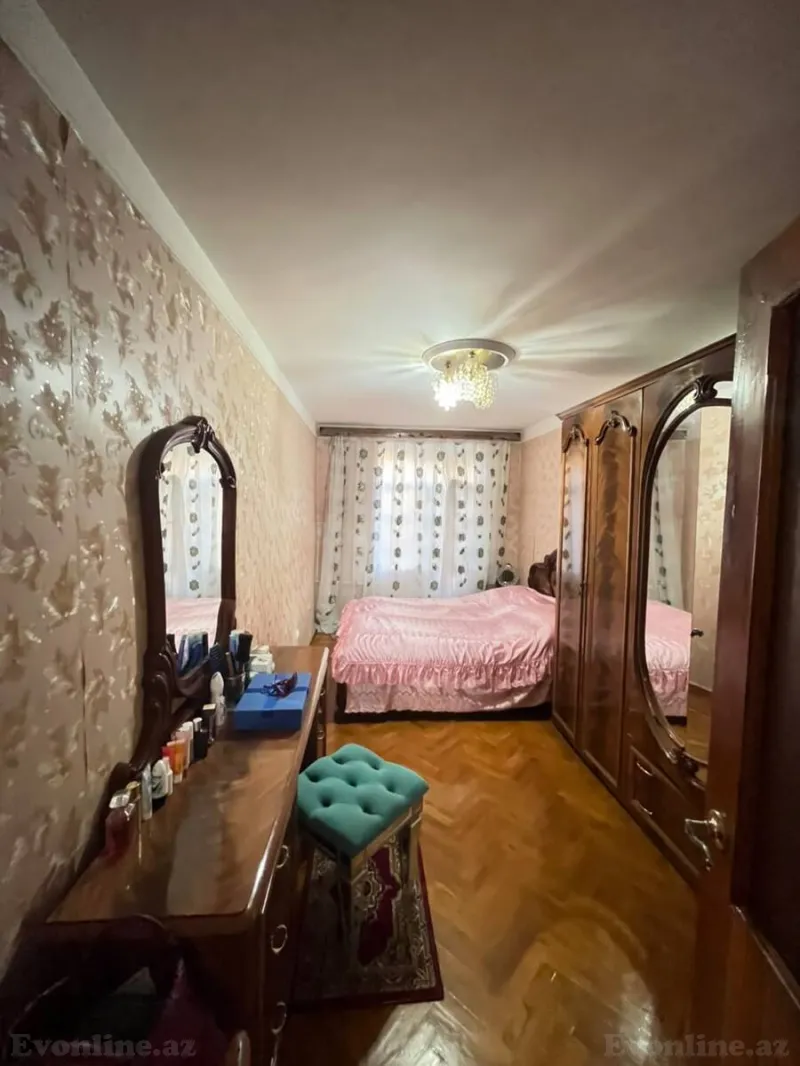 Satılır 3 otaqlı Mənzil Köhnə tikili 70 m² Nizami m. - şəkil 6