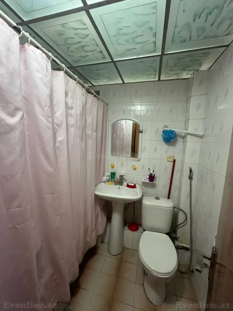 Satılır 3 otaqlı Mənzil Köhnə tikili 70 m² Nizami m. - şəkil 11