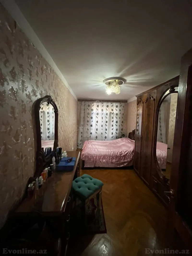 Satılır 3 otaqlı Mənzil Köhnə tikili 70 m² Nizami m. - şəkil 13