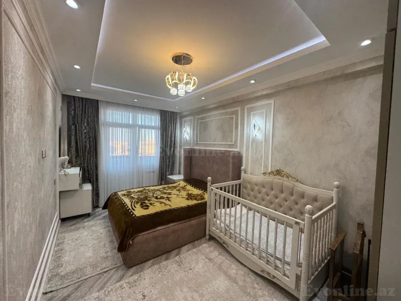 Satılır 3 otaqlı Mənzil Yeni tikili 135 m² İnşaatçılar m. - şəkil 4