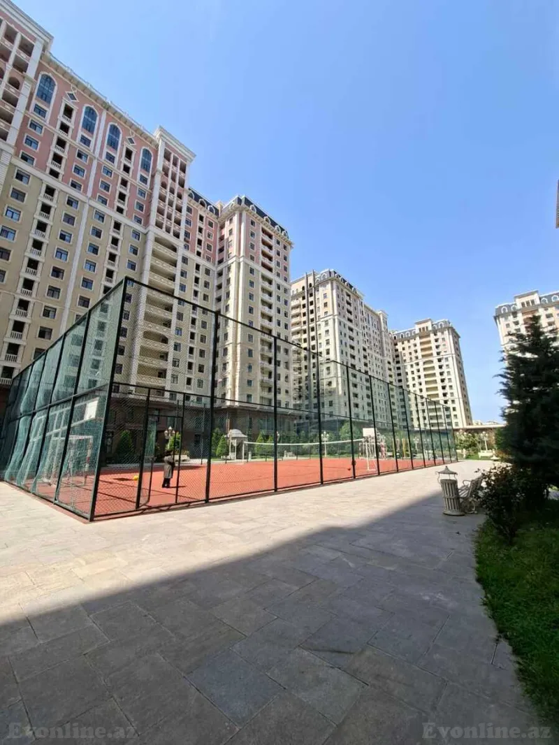 Satılır 4 otaqlı Mənzil Yeni tikili 177 m² Elmlər Akademiyası m. - şəkil 3
