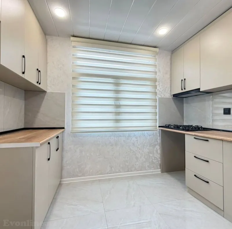 Satılır 2 otaqlı Mənzil Köhnə tikili 45 m² Nəsimi m. - şəkil 3