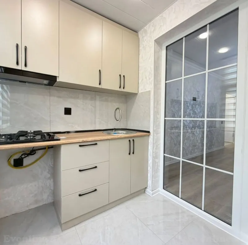 Satılır 2 otaqlı Mənzil Köhnə tikili 45 m² Nəsimi m. - şəkil 4