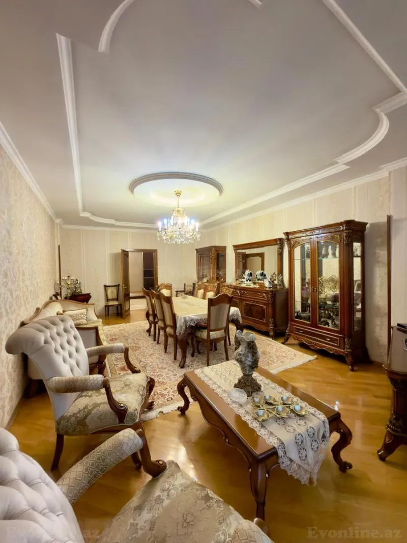 3 otaqlı Mənzil 156 m² Nəsimi r. Satılır
