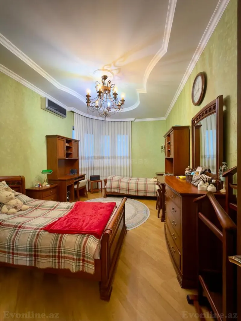 Satılır 3 otaqlı Mənzil Yeni tikili 156 m² Nəsimi r. - şəkil 5