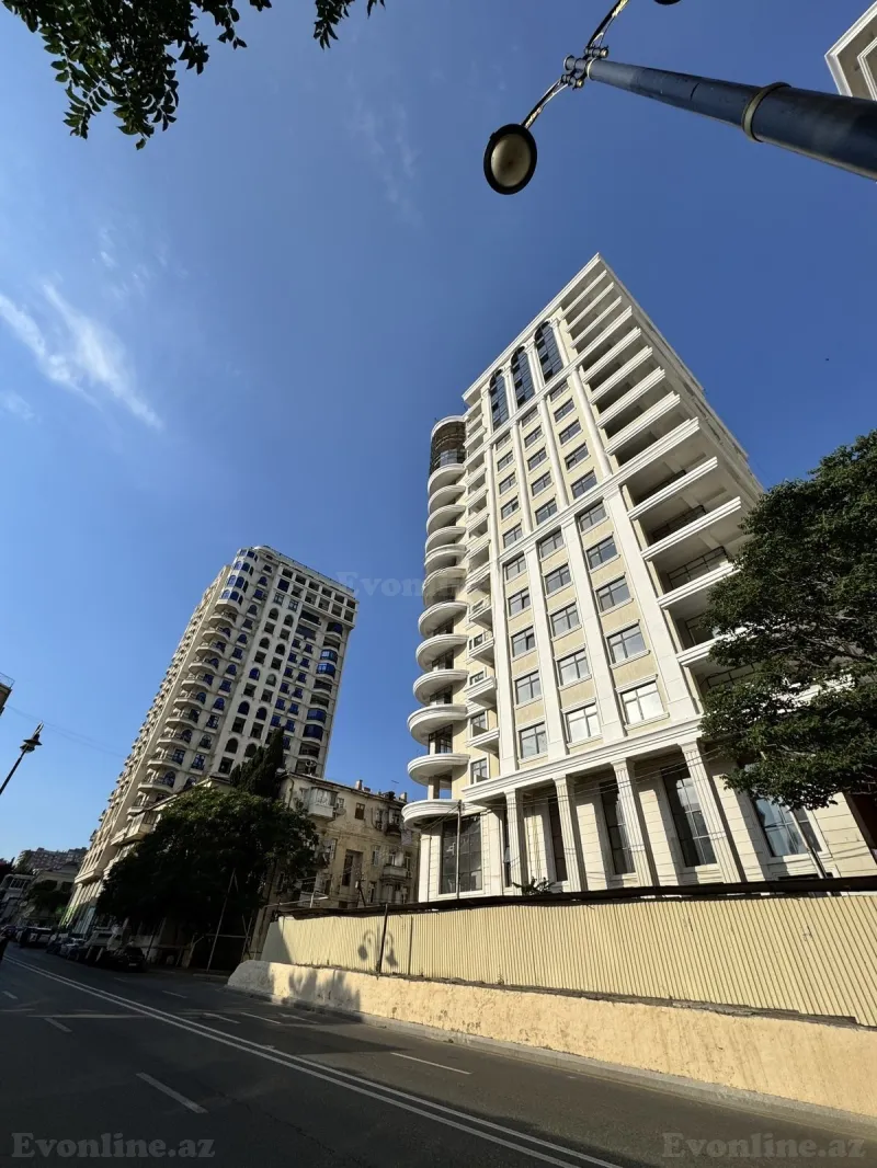 Satılır 2 otaqlı Mənzil Yeni tikili 79 m² 28 May m. - şəkil 5