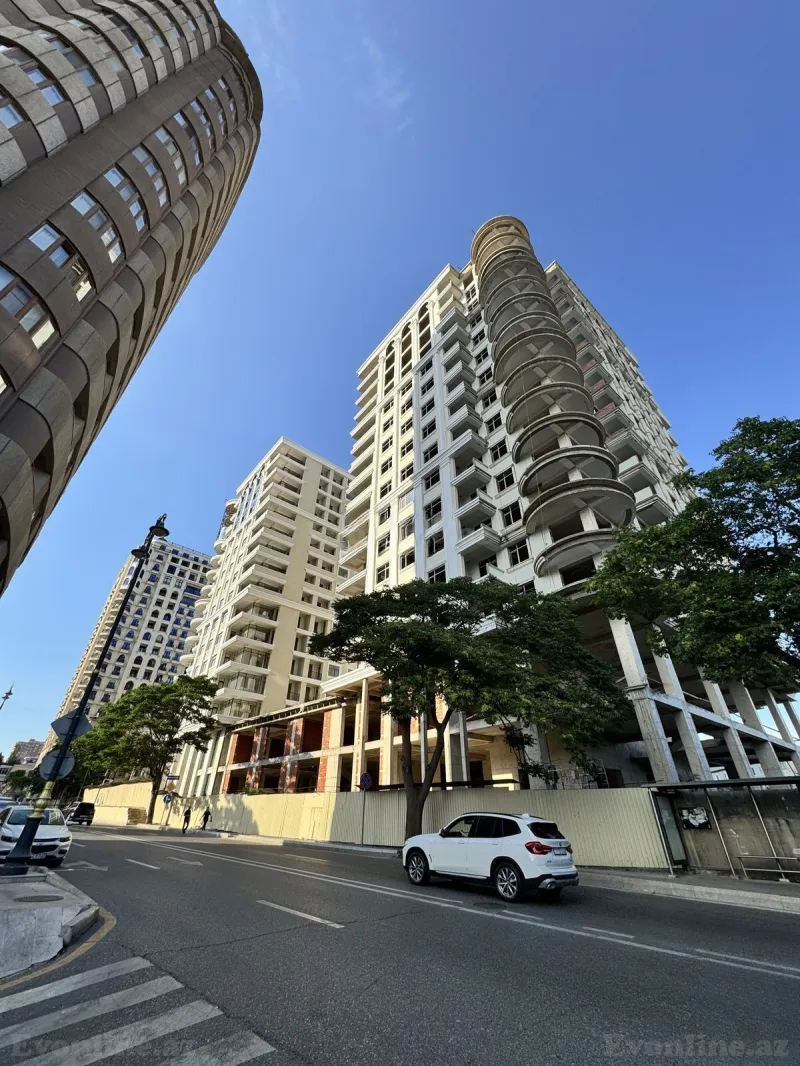 Satılır 2 otaqlı Mənzil Yeni tikili 79 m² 28 May m. - şəkil 6