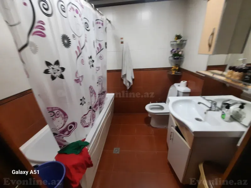 Satılır 3 otaqlı Mənzil Köhnə tikili 80 m² Elmlər Akademiyası m. - şəkil 17
