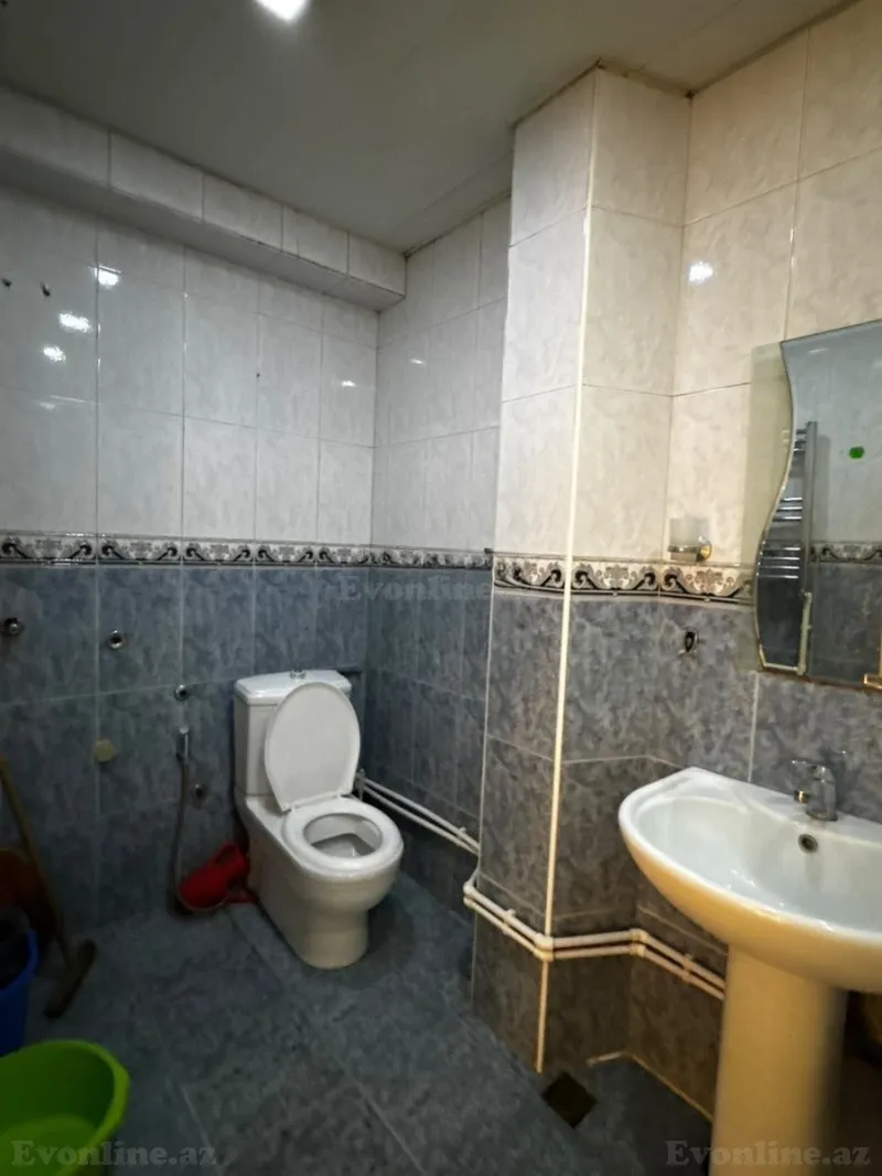 Kirayə verilir 3 otaqlı Mənzil Köhnə tikili 95 m² İnşaatçılar m. - şəkil 16