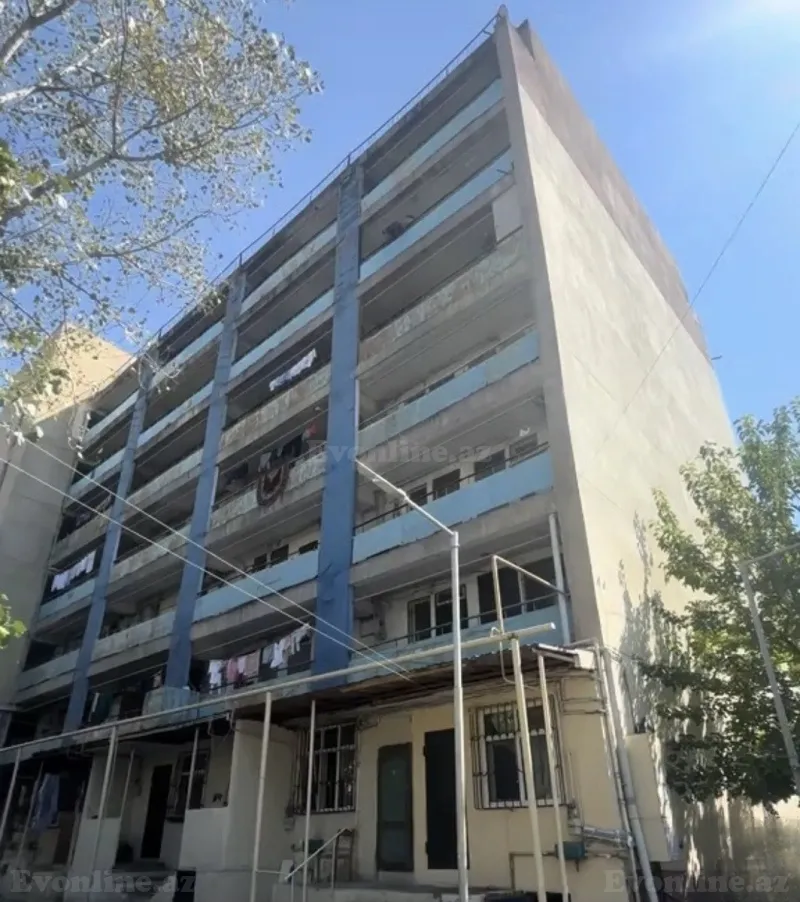 Kirayə verilir 1 otaqlı Mənzil Köhnə tikili 40 m² Neftçilər m.