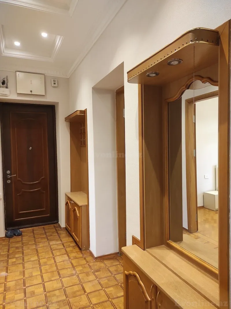 Kirayə verilir 2 otaqlı Mənzil Köhnə tikili 70 m² 28 May m. - şəkil 7