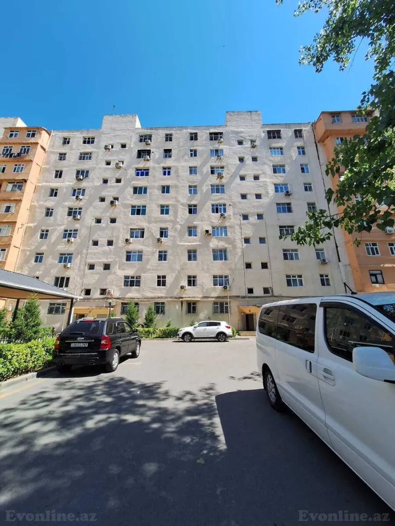 3 otaqlı Mənzil 74 m² Bakıxanov Satılır