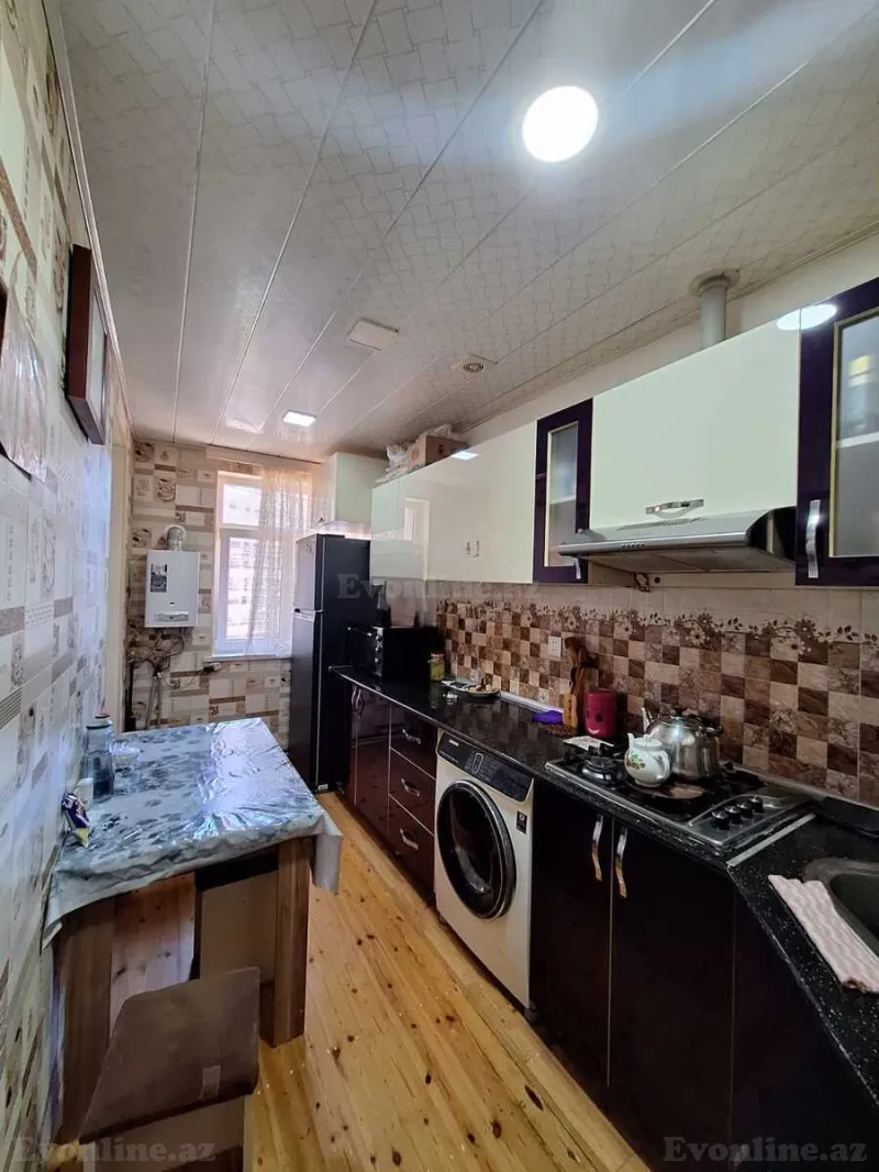 Satılır 3 otaqlı Mənzil Köhnə tikili 74 m² Bakıxanov - şəkil 17