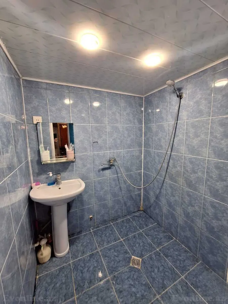 Satılır 3 otaqlı Mənzil Köhnə tikili 74 m² Bakıxanov - şəkil 18