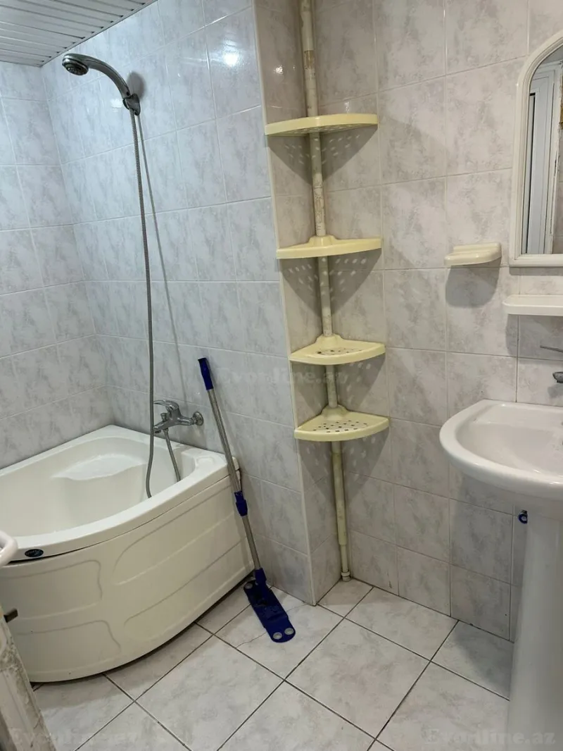 Kirayə verilir Ofis 75 m² Səbail r. - şəkil 6