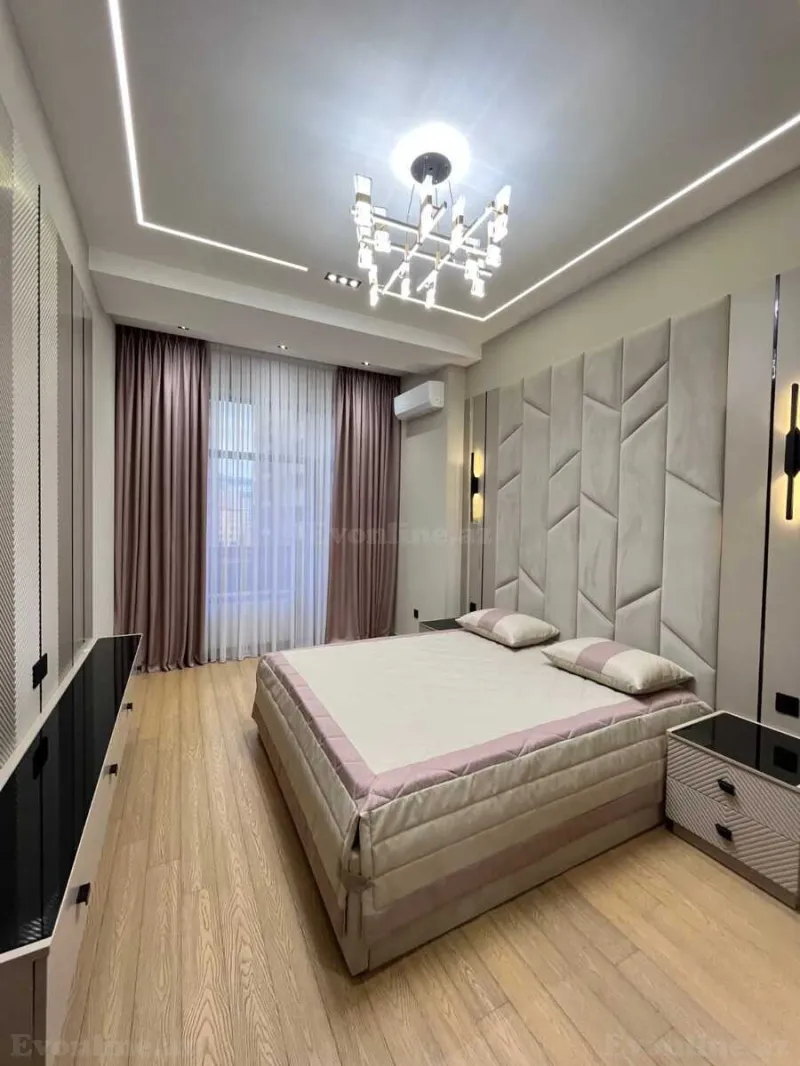 Satılır 4 otaqlı Mənzil Yeni tikili 160 m² Nizami m. - şəkil 5