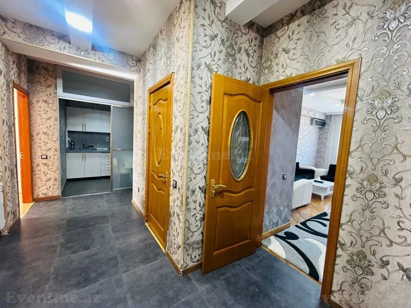 Kirayə verilir 3 otaqlı Mənzil Yeni tikili 100 m² Xətai r. - şəkil 26