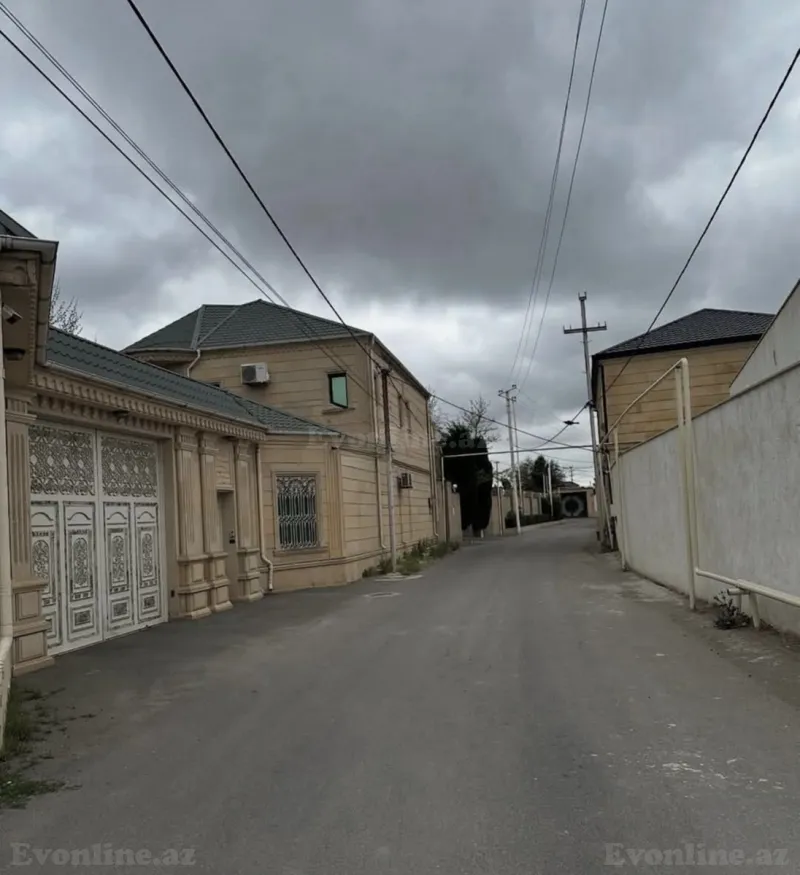 Torpaq Şüvəlan Satılır