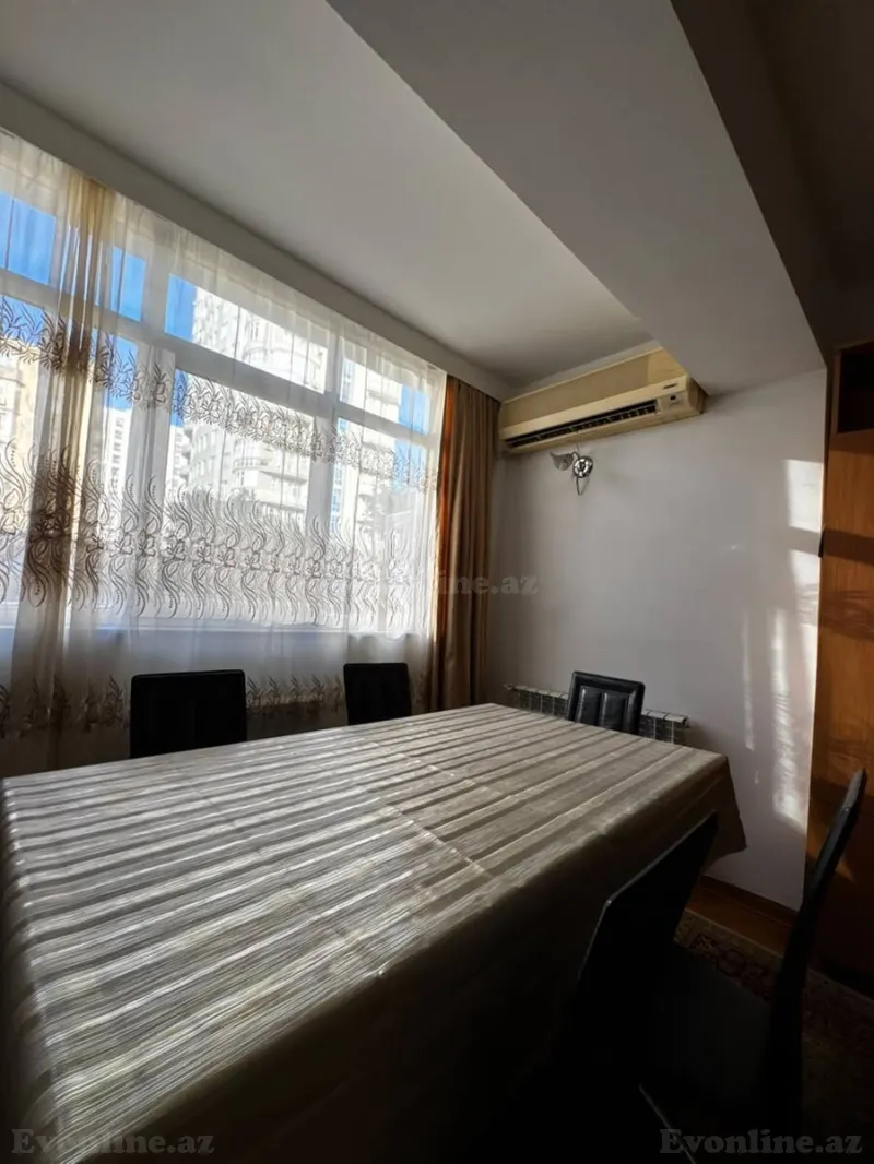 Kirayə verilir 3 otaqlı Mənzil Köhnə tikili 85 m² İnşaatçılar m. - şəkil 7
