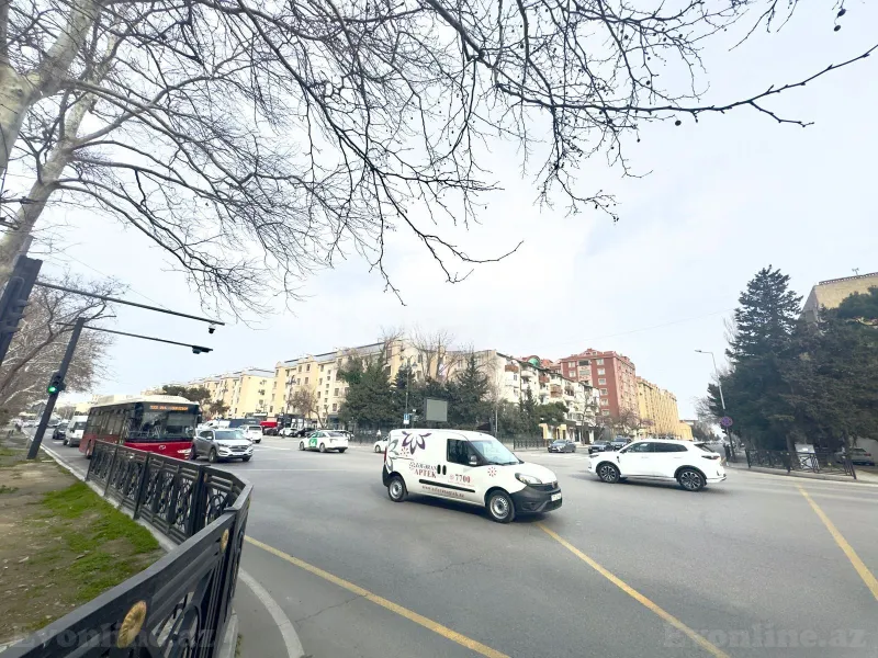 Satılır 2 otaqlı Mənzil Köhnə tikili 42 m² 28 May m. - şəkil 17