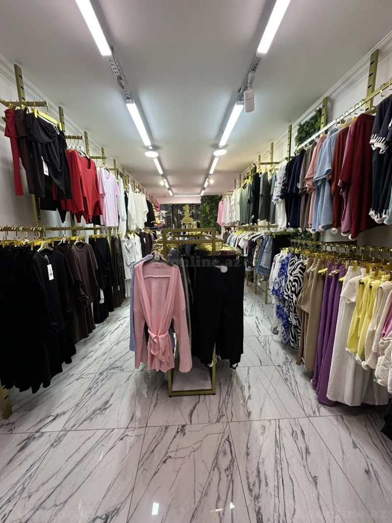 Kirayə verilir Obyekt 65 m² Memar Əcəmi m. - şəkil 2