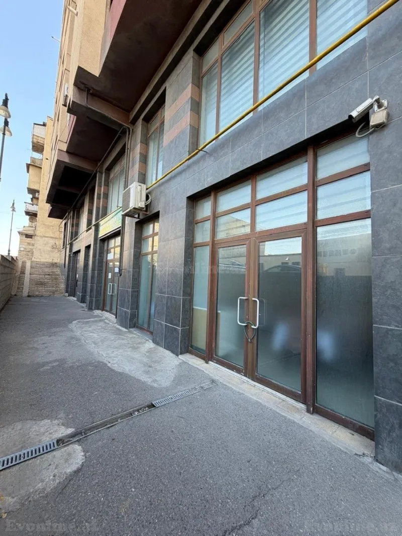 Satılır Obyekt 575 m² Xətai r. - şəkil 3
