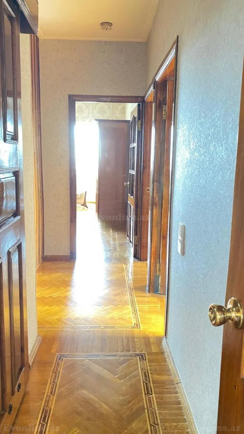 Satılır 3 otaqlı Mənzil Köhnə tikili 90 m² Binəqədi r. - şəkil 13