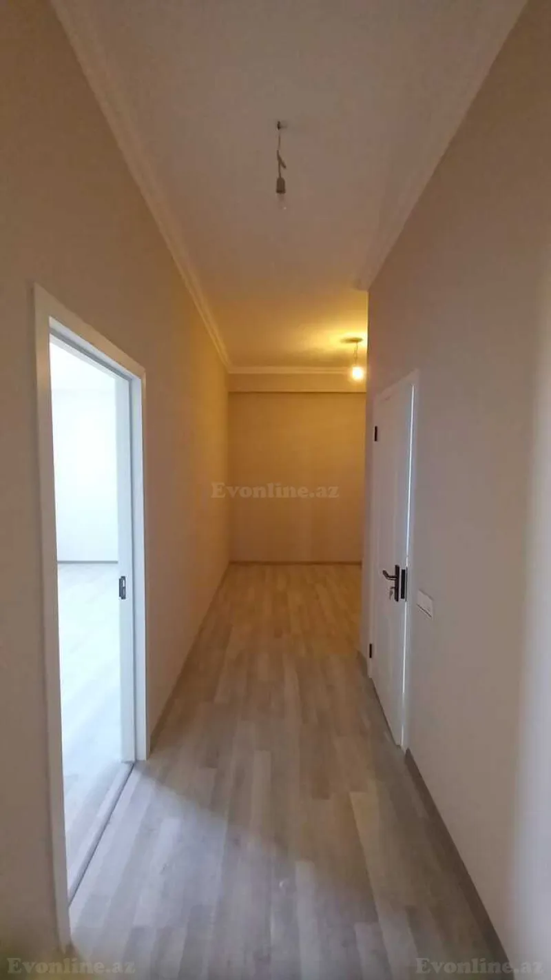 Bakı, Memar Əcəmi m.da 2 otaqlı mənzil satılır