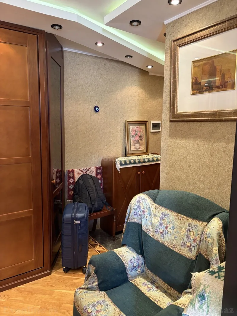 Kirayə verilir 1 otaqlı Mənzil Köhnə tikili 35 m² Səbail r. - şəkil 2