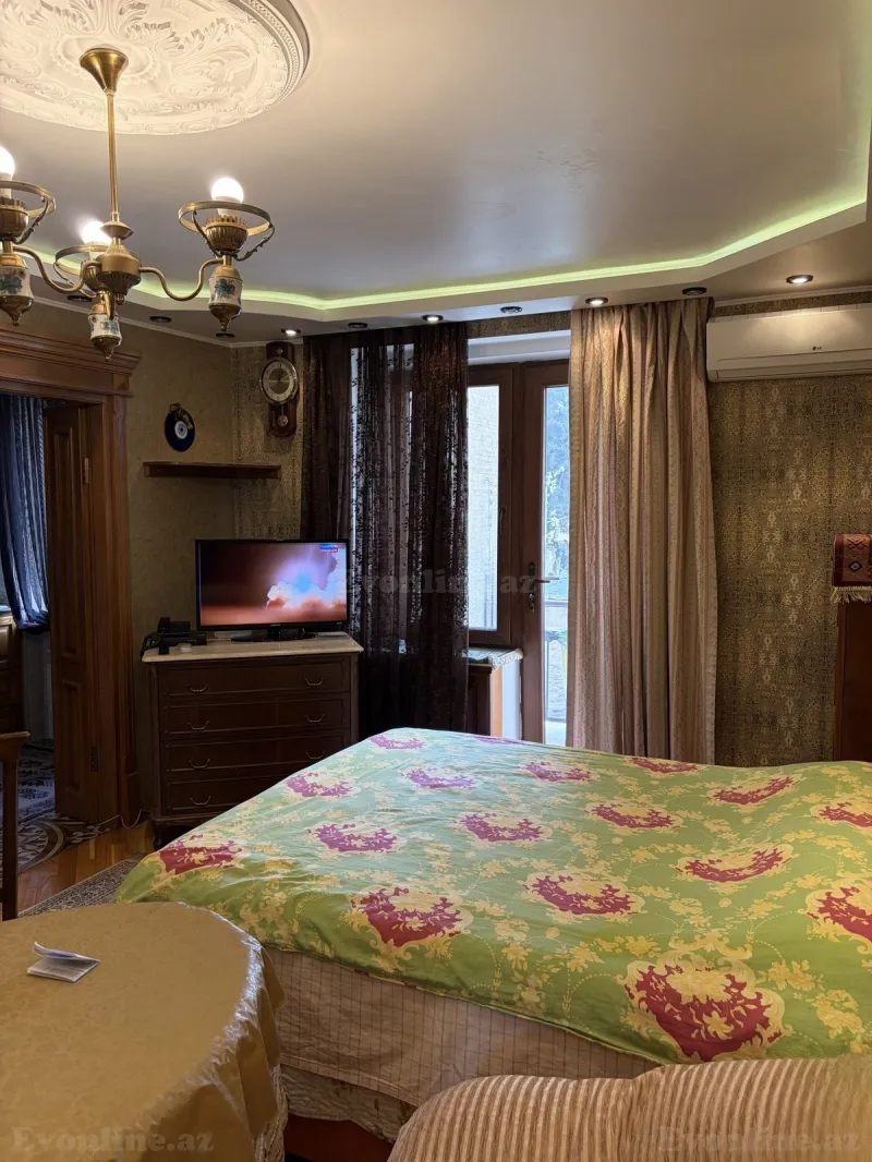 Kirayə verilir 1 otaqlı Mənzil Köhnə tikili 35 m² Səbail r. - şəkil 22