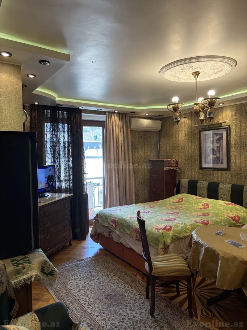 Kirayə verilir 1 otaqlı Mənzil Köhnə tikili 35 m² Səbail r. - şəkil 23