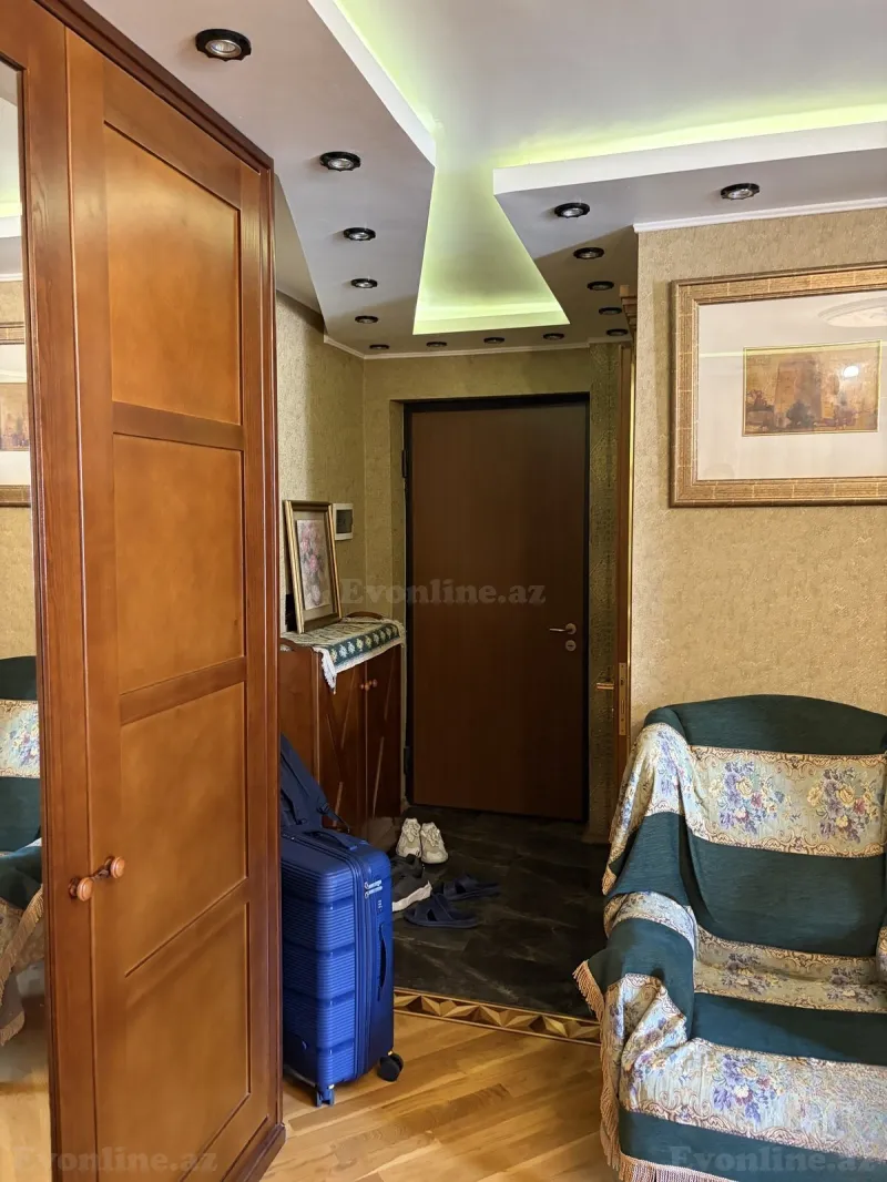 Kirayə verilir 1 otaqlı Mənzil Köhnə tikili 35 m² Səbail r. - şəkil 25