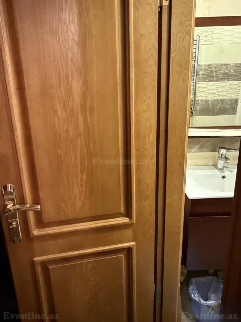 Kirayə verilir 1 otaqlı Mənzil Köhnə tikili 35 m² Səbail r. - şəkil 29