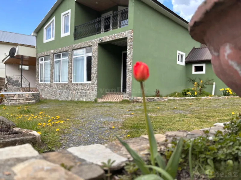 Kirayə verilir 5 otaqlı Həyət evi 220 m² Qax - şəkil 4