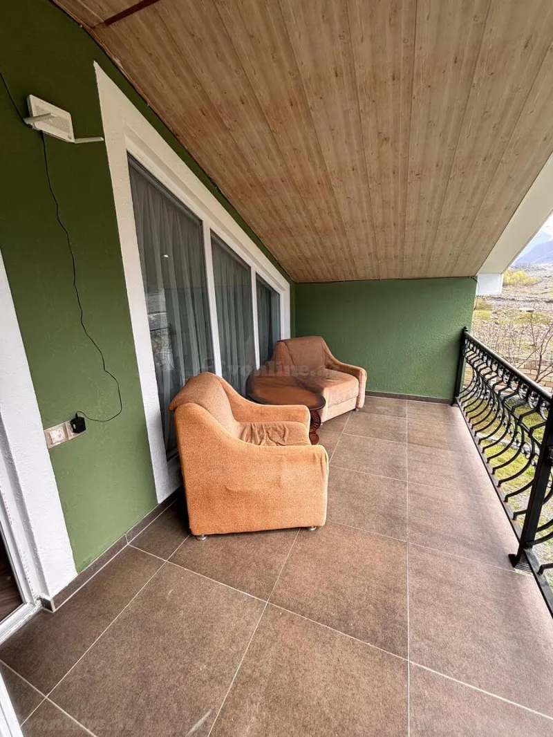 Kirayə verilir 5 otaqlı Həyət evi 220 m² Qax - şəkil 7