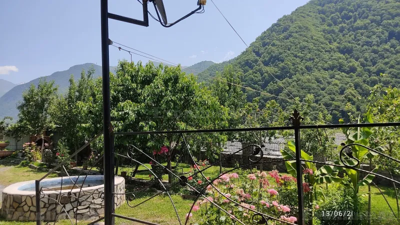 Kirayə verilir 5 otaqlı Həyət evi 220 m² Qax - şəkil 24