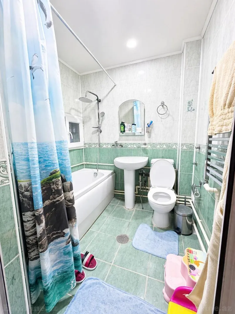 Satılır 4 otaqlı Mənzil Köhnə tikili 120 m² Bakıxanov - şəkil 15