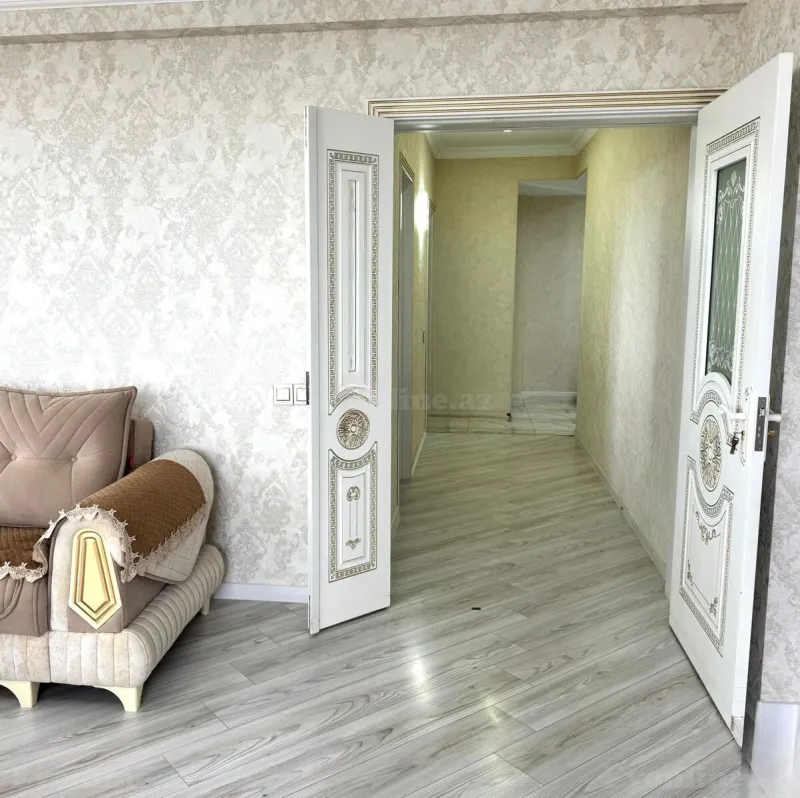 2 otaqlı Mənzil 109.1 m² Xalqlar Dostluğu m. Satılır