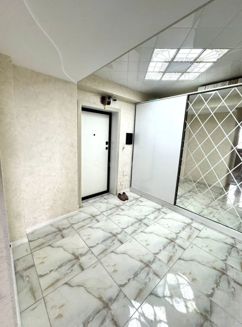 Satılır 2 otaqlı Mənzil Yeni tikili 109.1 m² Xalqlar Dostluğu m. - şəkil 15