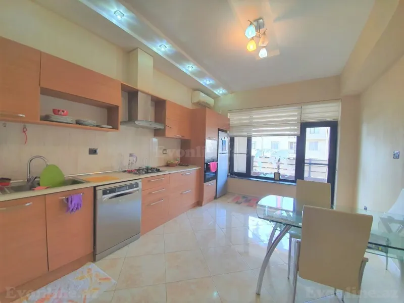 Kirayə verilir 3 otaqlı Mənzil Yeni tikili 160 m² Xətai r. - şəkil 18