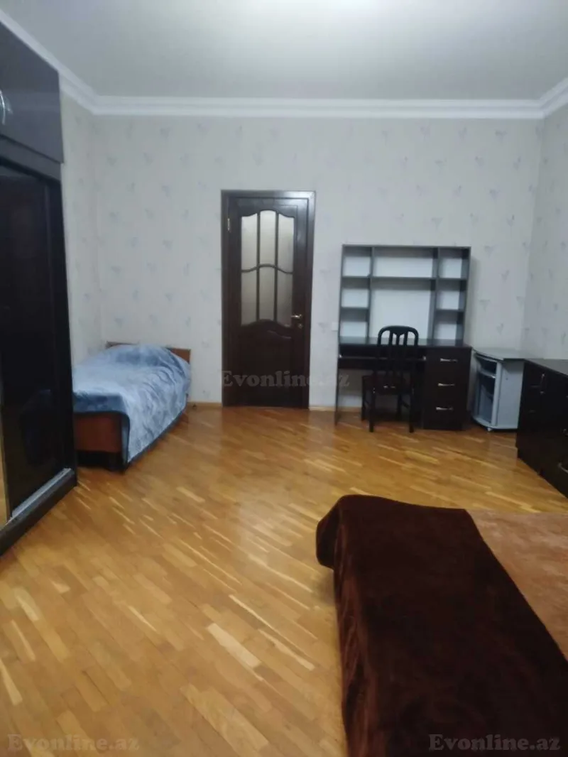 Kirayə verilir 4 otaqlı Mənzil Yeni tikili 160 m² Nəriman Nərimanov m.
