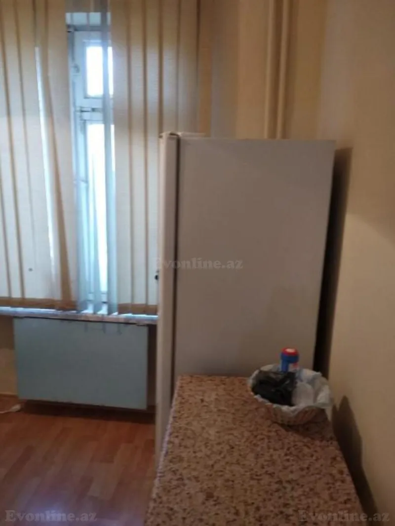 Kirayə verilir 1 otaqlı Mənzil Köhnə tikili 31 m² İnşaatçılar m. - şəkil 13