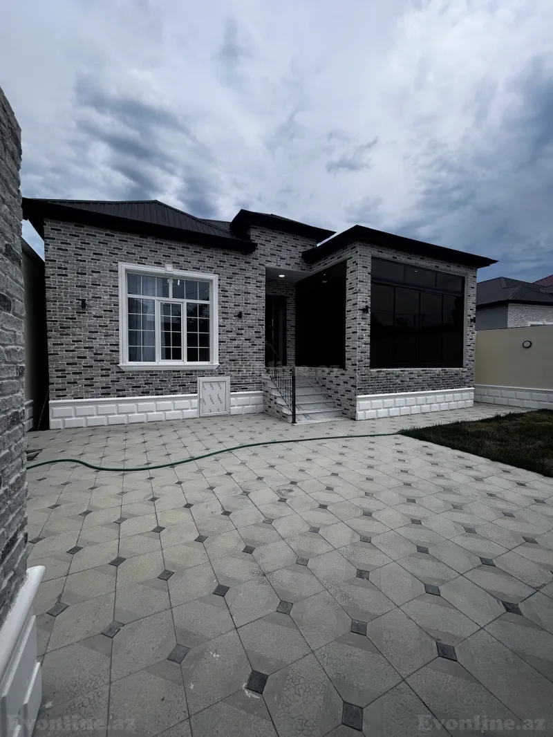 4 otaqlı Həyət evi 150 m² Binə Satılır