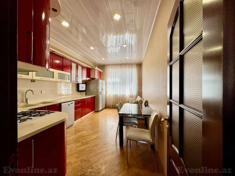 Satılır 4 otaqlı Mənzil Yeni tikili 195 m² Azadlıq prospekti m. - şəkil 6