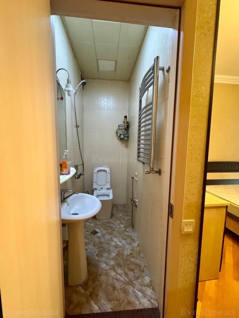Kirayə verilir 3 otaqlı Mənzil Yeni tikili 85 m² İnşaatçılar m. - şəkil 8