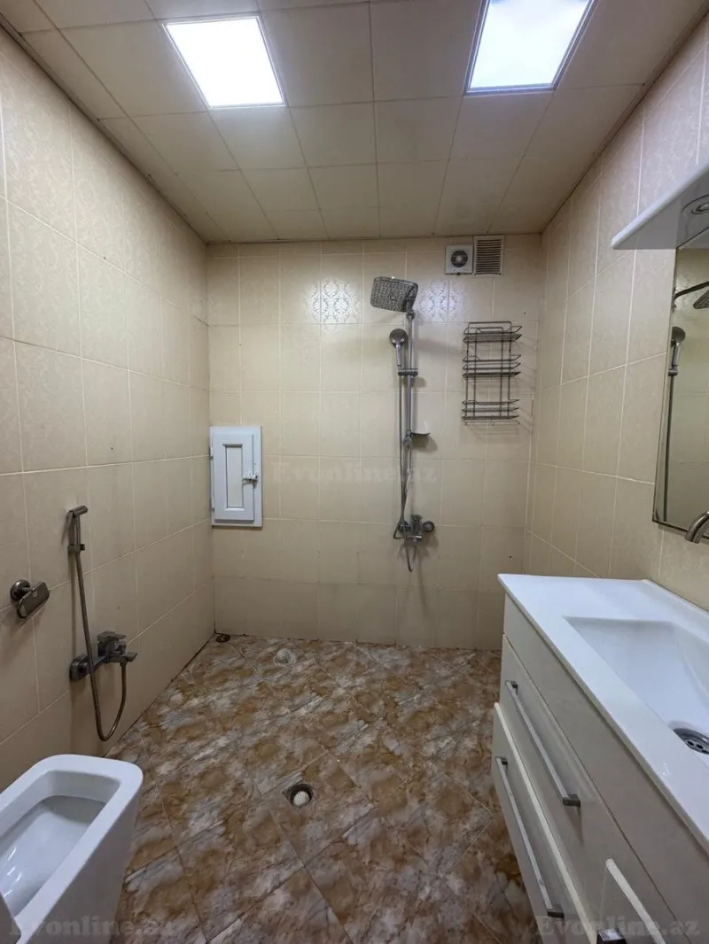 Kirayə verilir 3 otaqlı Mənzil Yeni tikili 85 m² İnşaatçılar m. - şəkil 11