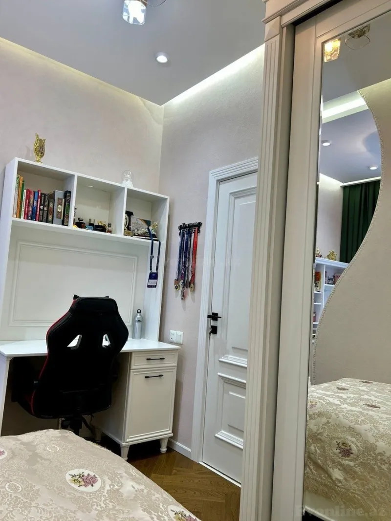 Satılır 3 otaqlı Mənzil Yeni tikili 80 m² Elmlər Akademiyası m. - şəkil 6