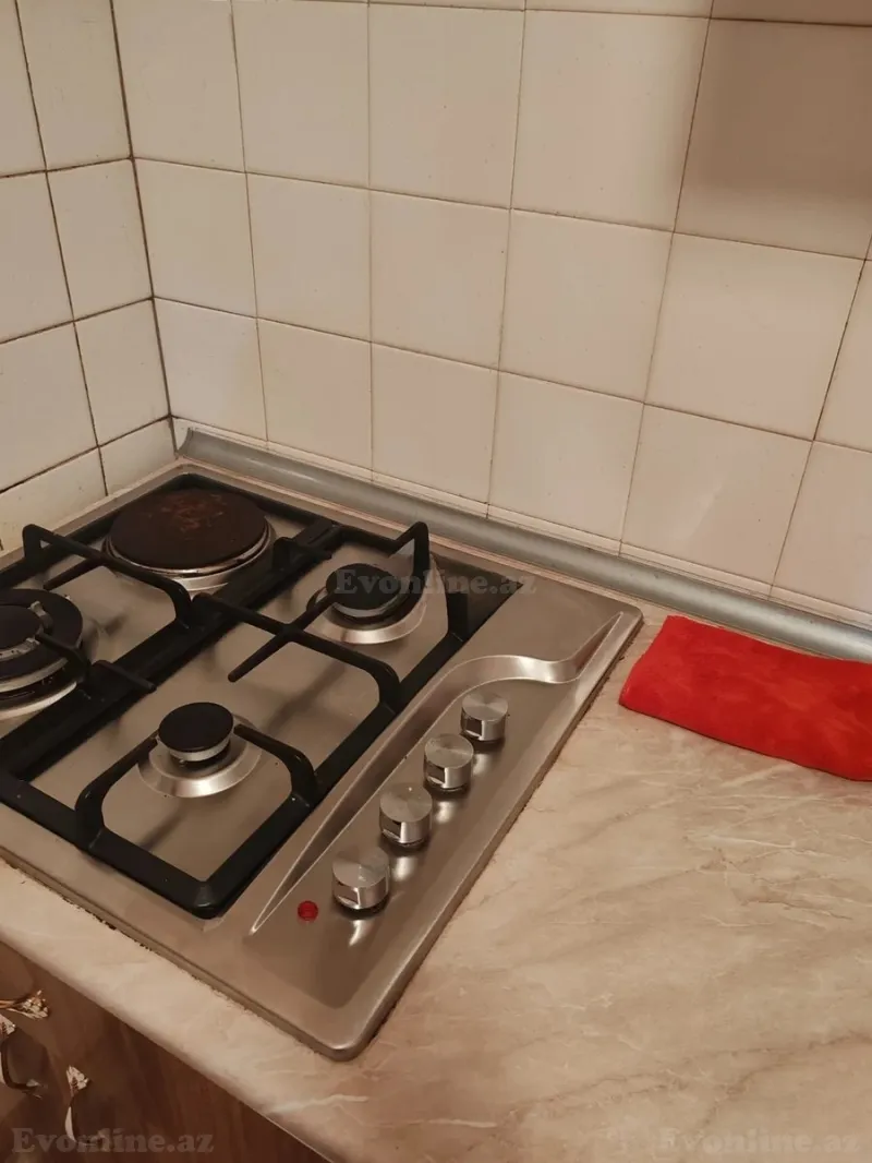Kirayə verilir 2 otaqlı Mənzil Köhnə tikili 75 m² Nəsimi m. - şəkil 3