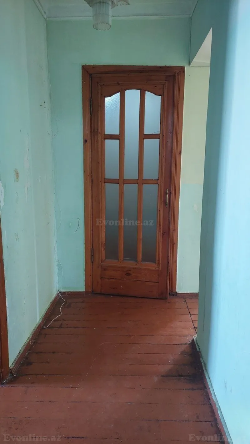 Satılır 2 otaqlı Mənzil Köhnə tikili 65 m² Bakıxanov - şəkil 2