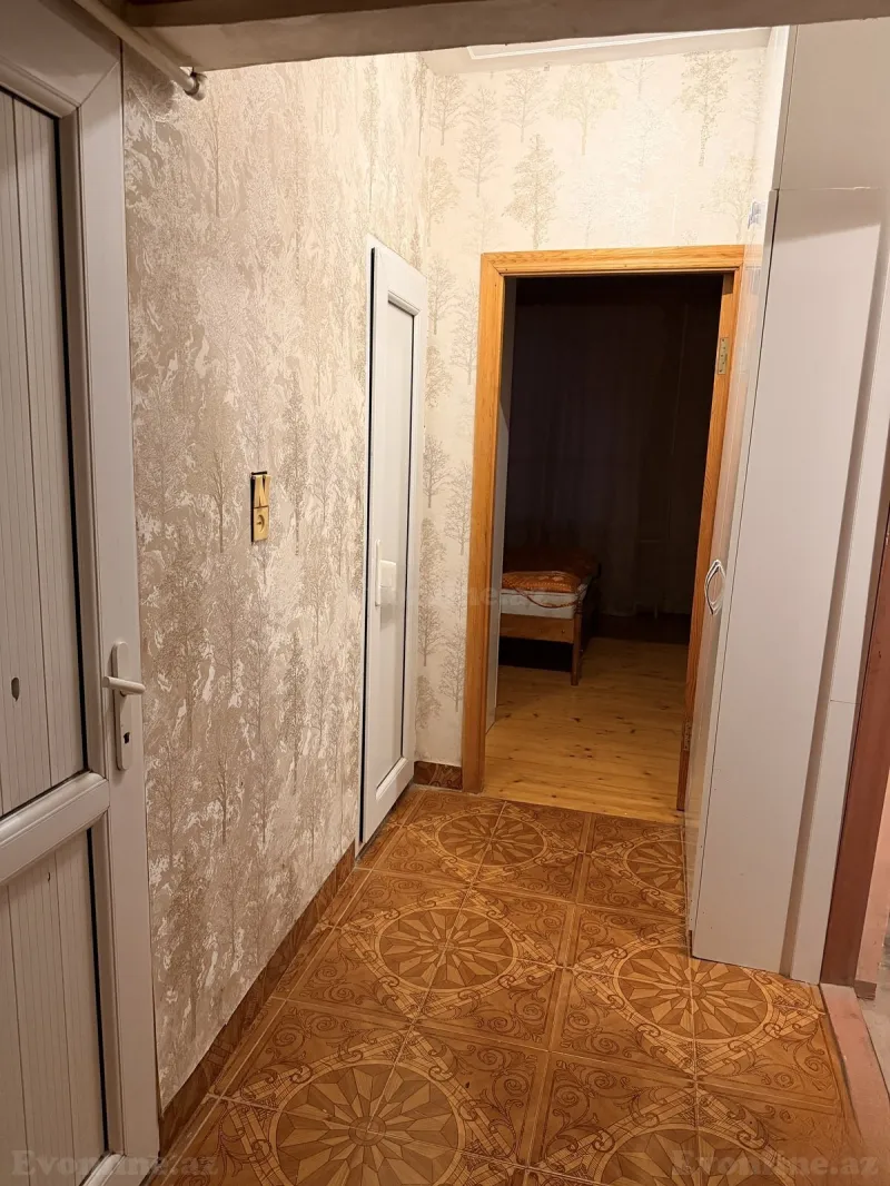 Kirayə verilir 3 otaqlı Mənzil Köhnə tikili 40 m² Yeni Günəşli - şəkil 11